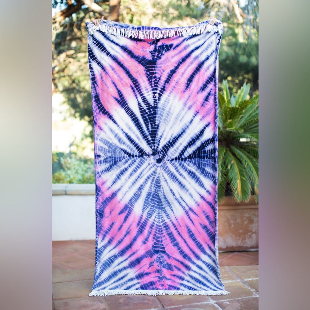 Ruggine Hand Tie Dye Towel NWT